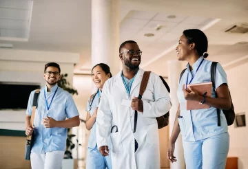 4 nursing students walking together